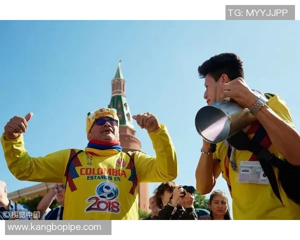 国际足球明星杯盛况空前球迷热情高涨共庆足球盛宴 国际足球明星杯盛况空前球迷热情高涨共庆足球盛宴