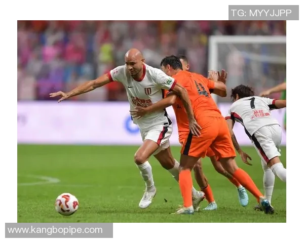 成都足球队反击战术分析及其在比赛中的成败得失探讨 成都足球队反击战术分析及其在比赛中的成败得失探讨