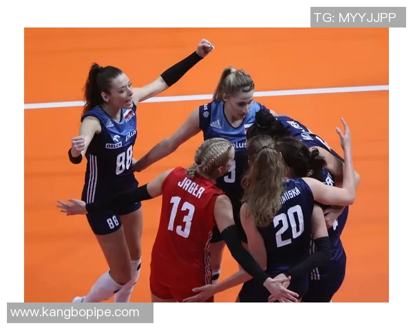 杭州羽毛球队在欧锦赛积分榜上以63分稳居第一名展现强劲实力 杭州羽毛球队在欧锦赛积分榜上以63分稳居第一名展现强劲实力